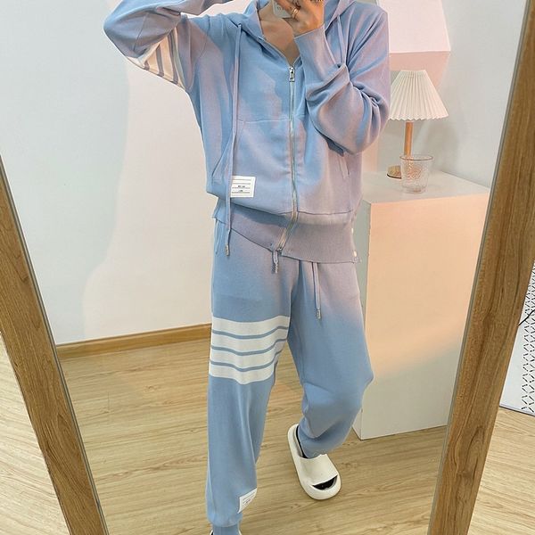 chao brand tb four bar ice silk hooded cardigan coat + guard pants women's knitted sportswear 21 xiaxin lovers' wear, Gray
chao brand tb four bar ice silk hooded cardigan coat + guard pants women's knitted sportswear 21 xiaxin lovers' wear, Gray