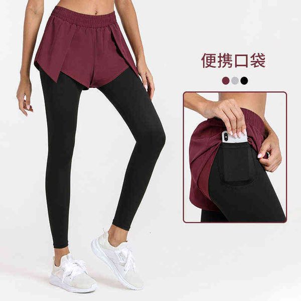 women's pants capris fake two-piece yoga pants elastic tight slim leggings running training sports fitns pants, Black;white
women's pants capris fake two-piece yoga pants elastic tight slim leggings running training sports fitns pants, Black;white