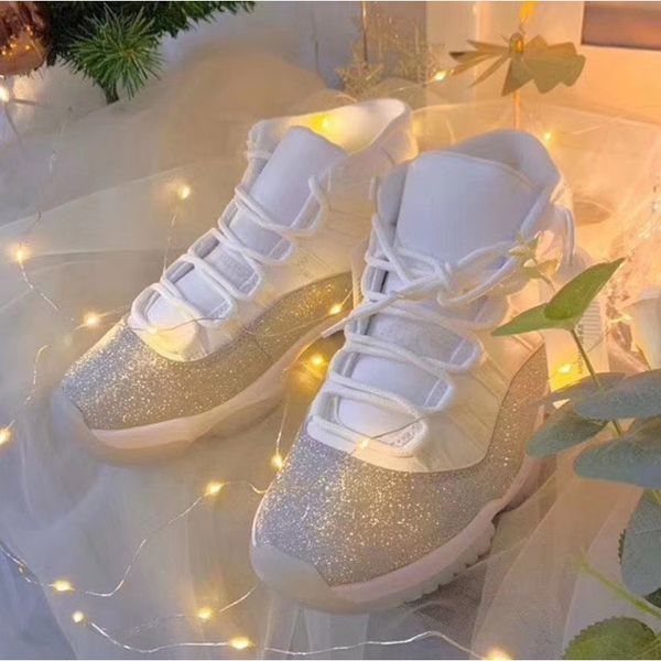 11 wmns metallic silver white vast grey kid children basketball shoes good quality 11s jumpman boys girl trainer sneaker ar0715-100
11 wmns metallic silver white vast grey kid children basketball shoes good quality 11s jumpman boys girl trainer sneaker ar0715-100