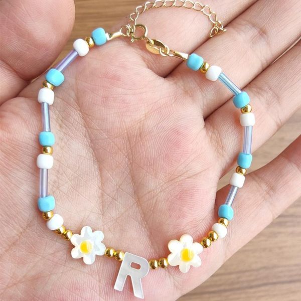 charm bracelets (1pc/lot) arrived natural mother pearl daisy flower bracelet women classic letter pendant beads jewelry gift, Golden;silver
charm bracelets (1pc/lot) arrived natural mother pearl daisy flower bracelet women classic letter pendant beads jewelry gift, Golden;silver
