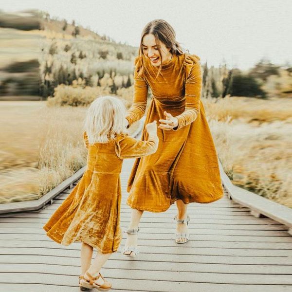 casual dresses 3xl plus size women kids dress family matching autumn winter velvet round collar long sleeve a line pleated, Black;gray
casual dresses 3xl plus size women kids dress family matching autumn winter velvet round collar long sleeve a line pleated, Black;gray