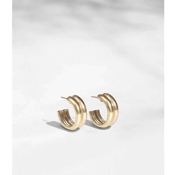 hoop & huggie fashion jewelry 18k gold plated earrings stainless steel stud, Golden;silver
hoop & huggie fashion jewelry 18k gold plated earrings stainless steel stud, Golden;silver