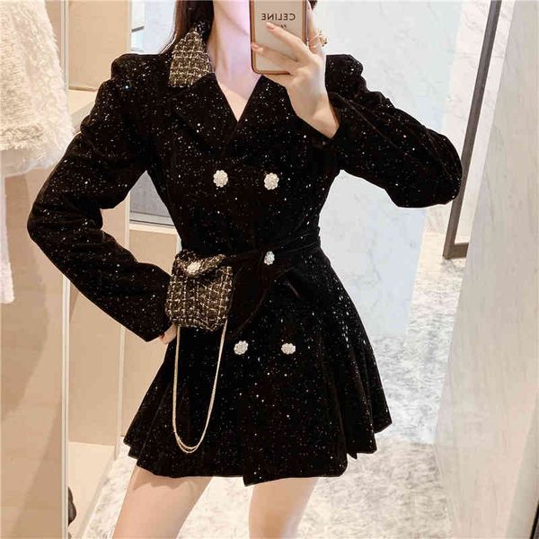 2021 red autumn veet fashion diamonds double breasted long sleeve lapel high waist casual slim pleated female clothing bag, White;black
2021 red autumn veet fashion diamonds double breasted long sleeve lapel high waist casual slim pleated female clothing bag, White;black