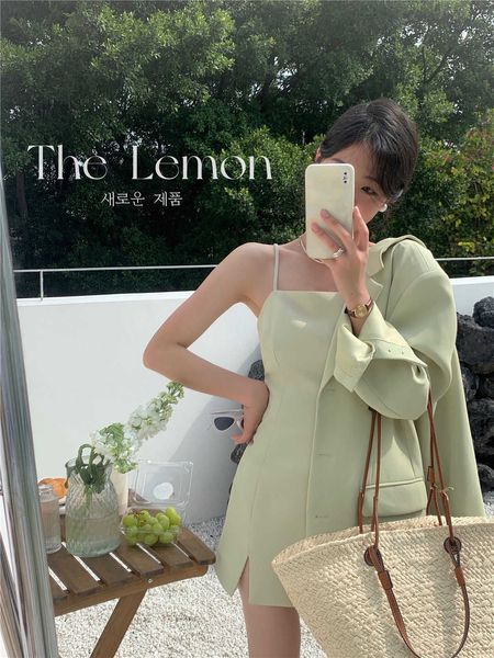 the lemon 2022 spring new korean chic casual slim fashion with suspender skirt dress, Black;gray
the lemon 2022 spring new korean chic casual slim fashion with suspender skirt dress, Black;gray