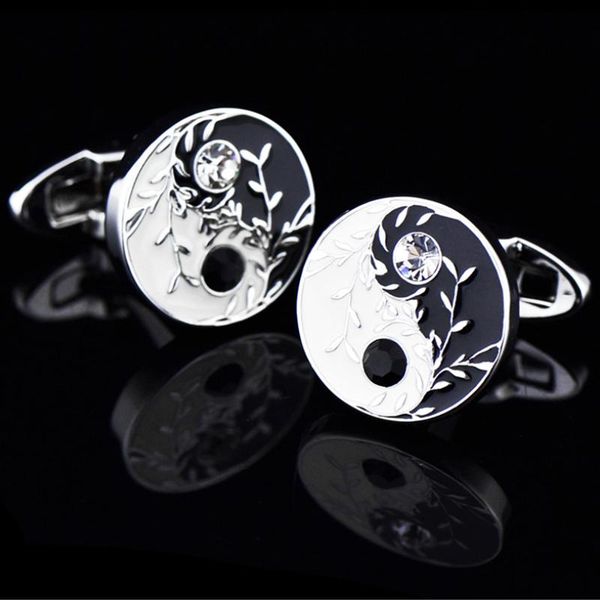 cuff link and tie clip sets vintage taoist taiji figure cufflinks silver with white black box, Silver;golden
cuff link and tie clip sets vintage taoist taiji figure cufflinks silver with white black box, Silver;golden