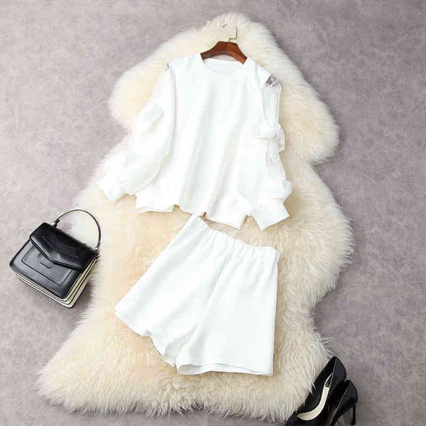 women's tracksuits spring long sleeve round neck white pure color panelled bow sweatshirt + mini short shorts two piece suits 2 pieces, Gray
women's tracksuits spring long sleeve round neck white pure color panelled bow sweatshirt + mini short shorts two piece suits 2 pieces, Gray