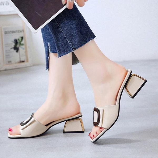 korean version wear one word slipper thick heel versatile comfortable cool square button lady's sandals slippers, Black
korean version wear one word slipper thick heel versatile comfortable cool square button lady's sandals slippers, Black
