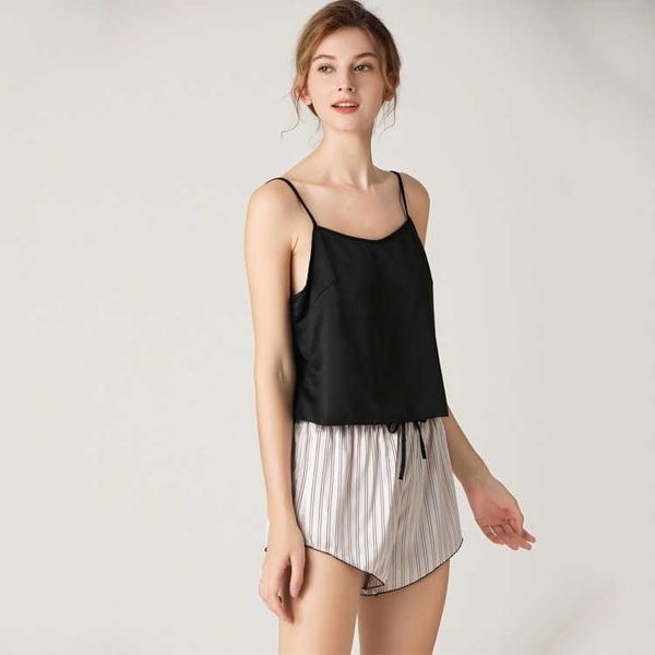 sleepwear straight women's summer open ba suspender shorts comfortable home suit, Black;red
sleepwear straight women's summer open ba suspender shorts comfortable home suit, Black;red