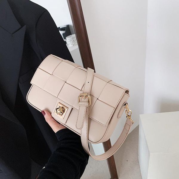 women shoulder bag 2021 summer trendy white crossbody luxury phone purse plaid small square lock woven messenger cross body
women shoulder bag 2021 summer trendy white crossbody luxury phone purse plaid small square lock woven messenger cross body
