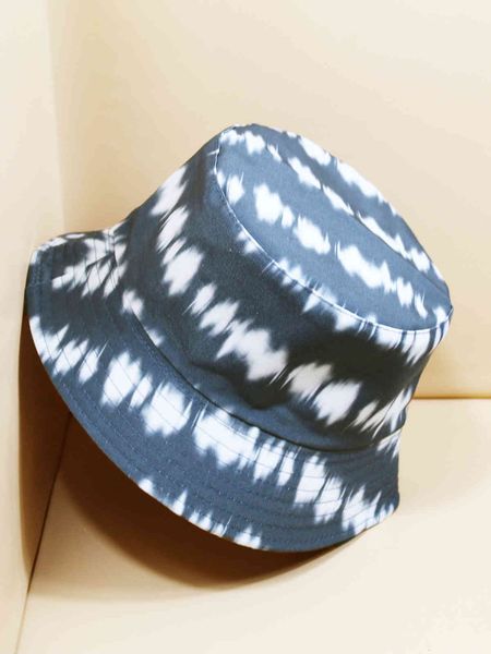 hat female spring and summer new digital printing fashion fisherman's korean simple men's sunscreen, Blue;gray
hat female spring and summer new digital printing fashion fisherman's korean simple men's sunscreen, Blue;gray