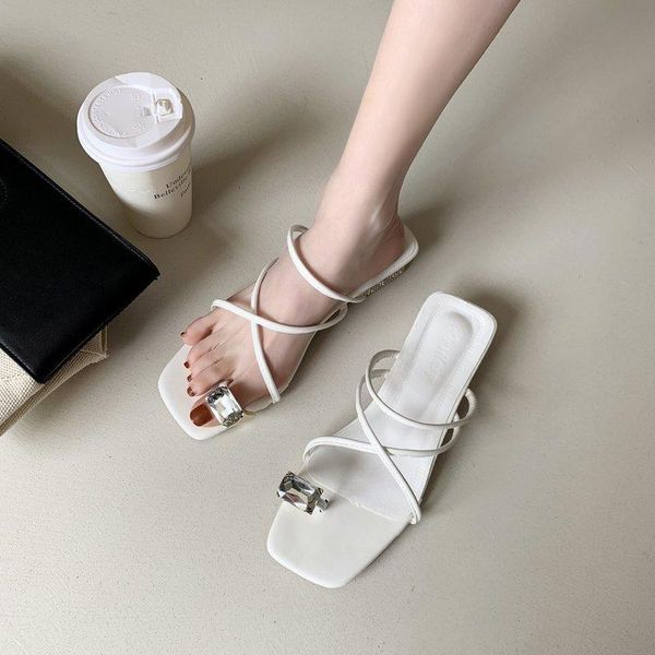 shoes woman 2021 slippers summer low luxury slides square heel pantofle rubber flip flops designer block hawaiian hoof heels, Black
shoes woman 2021 slippers summer low luxury slides square heel pantofle rubber flip flops designer block hawaiian hoof heels, Black