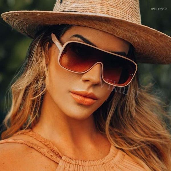sunglasses oversize rivet square for women rectangular gradient sun glasses female fashion travel goggles shades, White;black
sunglasses oversize rivet square for women rectangular gradient sun glasses female fashion travel goggles shades, White;black