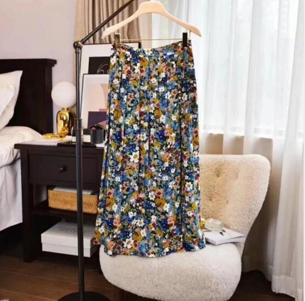 women es midi flower pleated skirt cotton colorful floral print buttons elegant split long skirts, Black
women es midi flower pleated skirt cotton colorful floral print buttons elegant split long skirts, Black