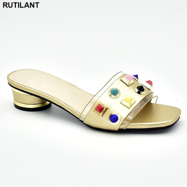 dress shoes fashion summer sandals women low high heel elegfant italian with heels african party for lady, Black
dress shoes fashion summer sandals women low high heel elegfant italian with heels african party for lady, Black