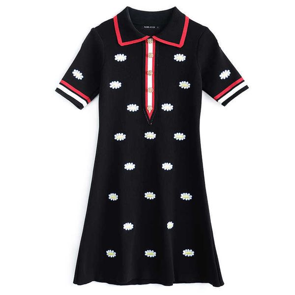 perhaps u women white black turn down collar floral embroidery button knitting short sleeve mini dress summer d2683 210529, Black;gray
perhaps u women white black turn down collar floral embroidery button knitting short sleeve mini dress summer d2683 210529, Black;gray