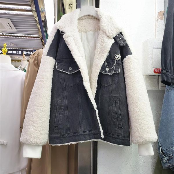 women's jackets 2021 winter thickened lamb fur lapel stitching denim cotton jacket female korean letter sequined coat, Black;brown
women's jackets 2021 winter thickened lamb fur lapel stitching denim cotton jacket female korean letter sequined coat, Black;brown