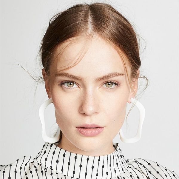 hoop & huggie acrylic earrings 2021 trend red black blue big large fashion cool hoops earring women's accessories gifts for girlfriend, Golden;silver
hoop & huggie acrylic earrings 2021 trend red black blue big large fashion cool hoops earring women's accessories gifts for girlfriend, Golden;silver
