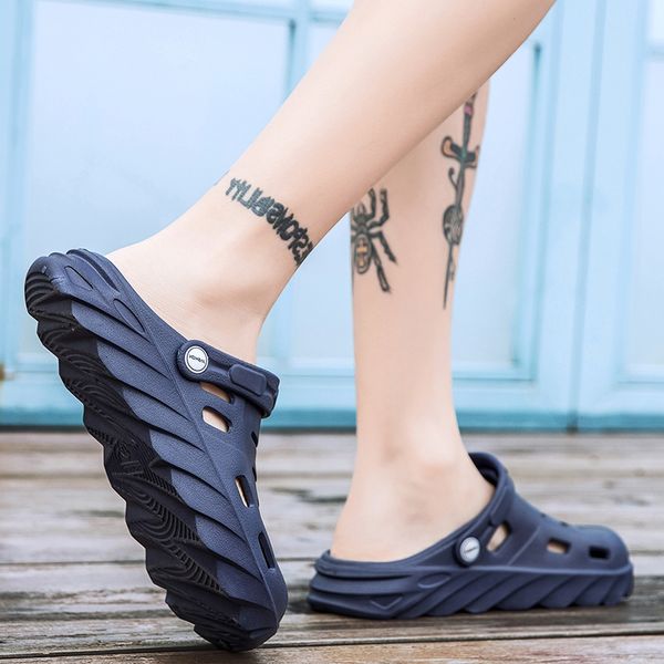 2021 mens womens sports trainers summer cross-border sandals slippers casual trend beach hole shoes breathable hollow soft bottom slipper co, Black
2021 mens womens sports trainers summer cross-border sandals slippers casual trend beach hole shoes breathable hollow soft bottom slipper co, Black