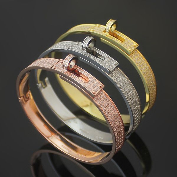 dubai european and american women's jewelry luxury full diamond gypsophila round button bangle rotating buckle full rhinestone bangle t, Black
dubai european and american women's jewelry luxury full diamond gypsophila round button bangle rotating buckle full rhinestone bangle t, Black