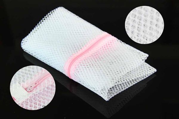 party favor clothing basket femme bra underwear fine mesh washing bag clothes machine laundry aid lingerie net wash
party favor clothing basket femme bra underwear fine mesh washing bag clothes machine laundry aid lingerie net wash