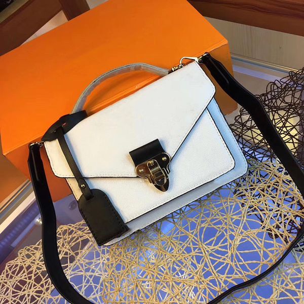 classic messenger bag leather women's shoulder bags suqqre handbag printing flowers totes handbags retro purse
classic messenger bag leather women's shoulder bags suqqre handbag printing flowers totes handbags retro purse