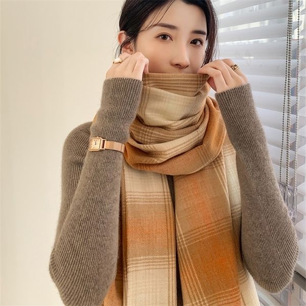 2021 new cashmere scarf women's Korean version versatile Plaid thickened warm wool bib and shawl in winter, Blue;black
2021 new cashmere scarf women's Korean version versatile Plaid thickened warm wool bib and shawl in winter, Blue;black