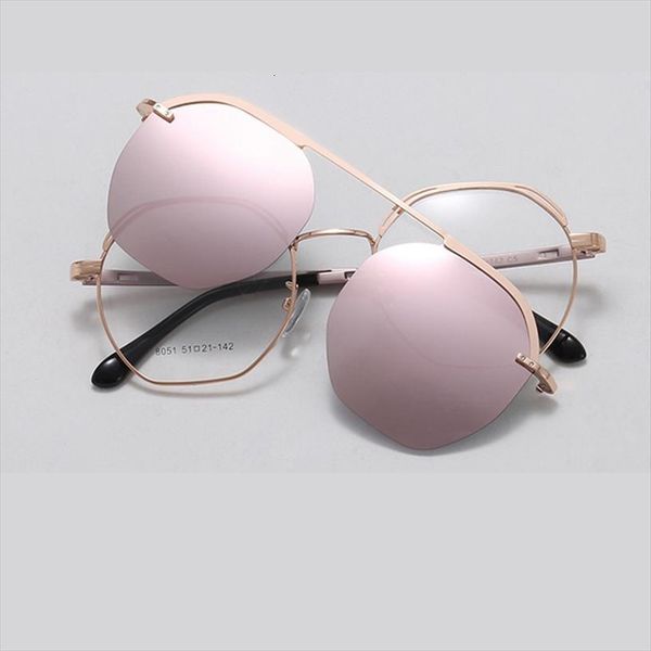 pink mirror polarized sunglasses womens alloy magnet clip on fashion transparent glasses oculo, White;black
pink mirror polarized sunglasses womens alloy magnet clip on fashion transparent glasses oculo, White;black