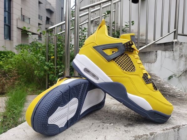 4 lightnings men basketball shoes thunder 4s yellow grey white black oreo outdoor sports sneakers with box size us7-13
4 lightnings men basketball shoes thunder 4s yellow grey white black oreo outdoor sports sneakers with box size us7-13