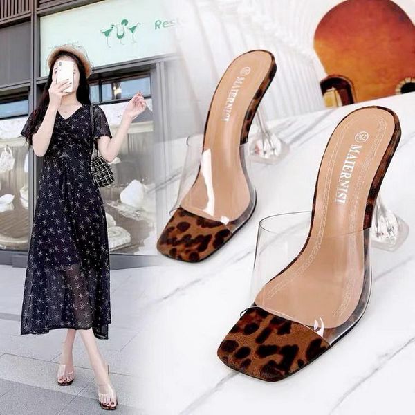 high heeled slides,transparent pvc,open toe crystal slippers,fashion women summer heels,leopard pattern,female, slippers, Black
high heeled slides,transparent pvc,open toe crystal slippers,fashion women summer heels,leopard pattern,female, slippers, Black