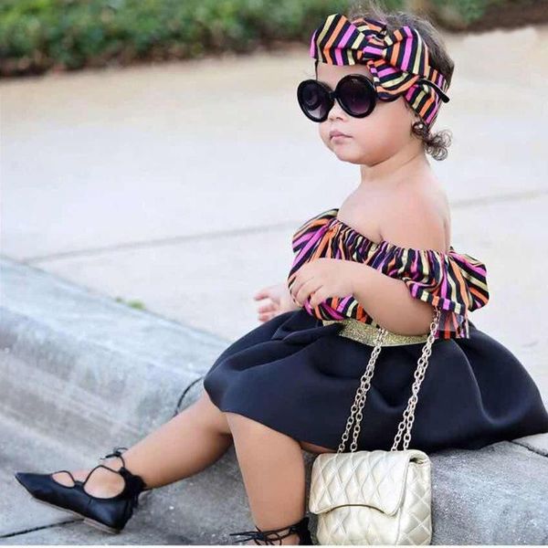 baby short sleeve + skirt bow headband, vertical stripe printing ruffle decoration summer clothing sets, White
baby short sleeve + skirt bow headband, vertical stripe printing ruffle decoration summer clothing sets, White