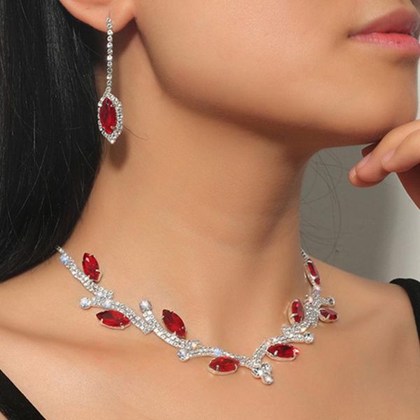 earrings & necklace luxury colorful crystal irregular leaf shape bridal for women bling rhinestone choker wedding jewelry, Silver
earrings & necklace luxury colorful crystal irregular leaf shape bridal for women bling rhinestone choker wedding jewelry, Silver