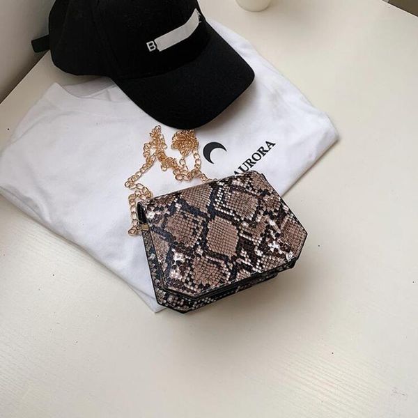 trend summer serpentine pu leather luxury shoulder bags for women fashion crossbody bag female flap shopper purse evening
trend summer serpentine pu leather luxury shoulder bags for women fashion crossbody bag female flap shopper purse evening