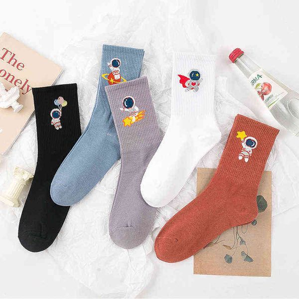 2021 fashion harajuku spring and autumn socks korea colorful embroidered astronaut plain couple socks happy woman y1119, Black;white
2021 fashion harajuku spring and autumn socks korea colorful embroidered astronaut plain couple socks happy woman y1119, Black;white