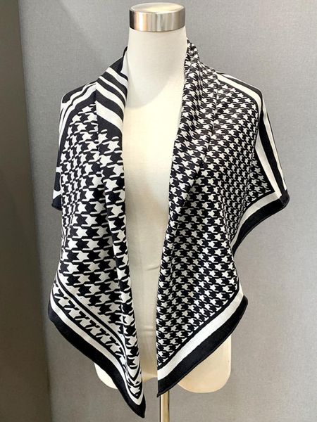 scarves high-end elegant women's classic swallow gird printed quality silk cashmere hand-rolled edge large square scarf shawl, Blue;gray
scarves high-end elegant women's classic swallow gird printed quality silk cashmere hand-rolled edge large square scarf shawl, Blue;gray