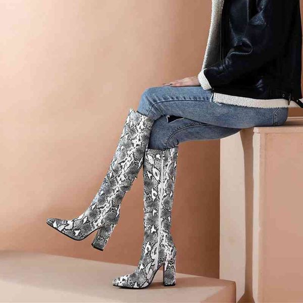 women's shoes pointed toe high-heeled thick-heeled knee-length boots snake pattern large size women's boots 210507, Black
women's shoes pointed toe high-heeled thick-heeled knee-length boots snake pattern large size women's boots 210507, Black