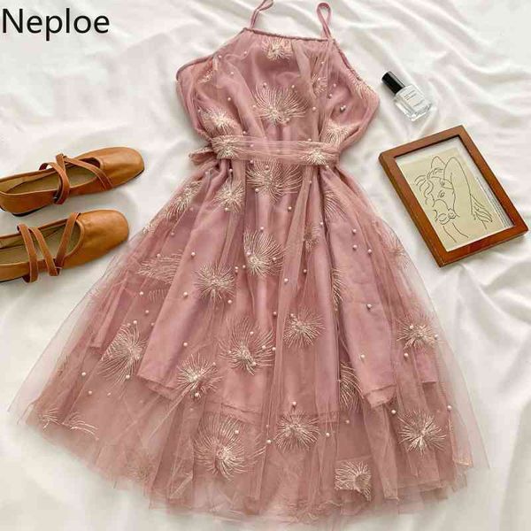 neploe summer dress woman fashion sweet embroidery beading dresses gauze slim waist sleeveless robe slim vestidos mujer 4h792 210422, Black;gray
neploe summer dress woman fashion sweet embroidery beading dresses gauze slim waist sleeveless robe slim vestidos mujer 4h792 210422, Black;gray