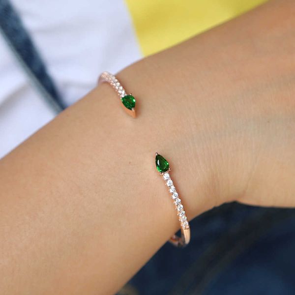 stylish european france usa women girls rose gold color cz crystal rhinestone bangle charm bracelet for women jewelry gift q0717, Black
stylish european france usa women girls rose gold color cz crystal rhinestone bangle charm bracelet for women jewelry gift q0717, Black