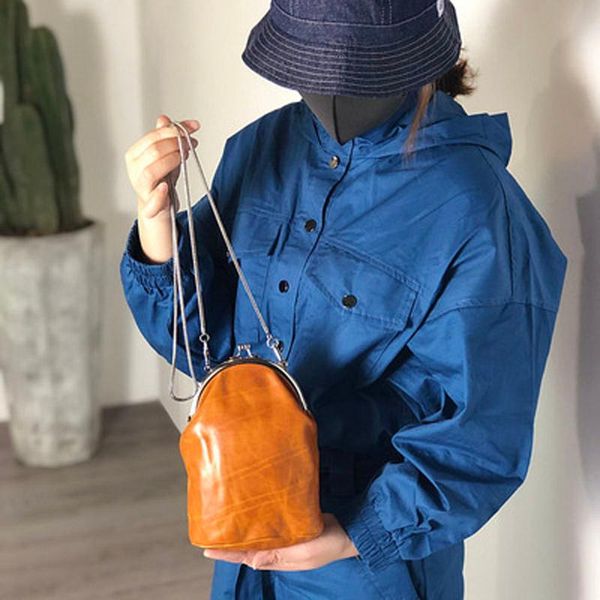 evening bags mini retro handmade first layer cowhide one-shoulder cross-body messenger bag casual compact forest chain bucket lady
evening bags mini retro handmade first layer cowhide one-shoulder cross-body messenger bag casual compact forest chain bucket lady