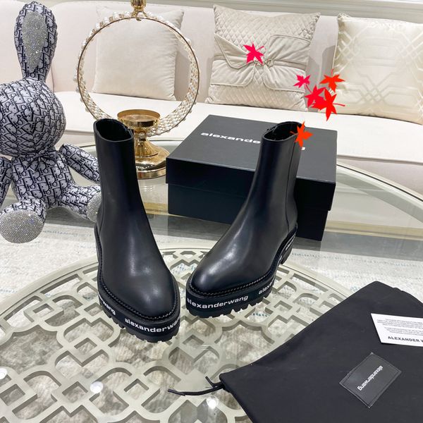 2022 fashion love women boots chunky heel martin laureate boot black white yellow martins woman shoes with box and logo size 35-40 -k273
2022 fashion love women boots chunky heel martin laureate boot black white yellow martins woman shoes with box and logo size 35-40 -k273