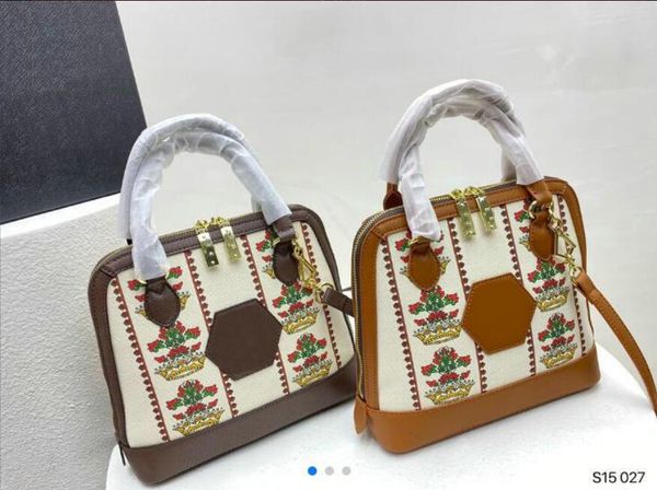 famous designer restoring handbags colored shell package fashion portable tote bag leather double handles shoulder bags cross body
famous designer restoring handbags colored shell package fashion portable tote bag leather double handles shoulder bags cross body