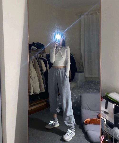 winter velvet thick straight wide leg womens trousers autumn streetwear chic pants women high waist plus size loose 210417, Black;white
winter velvet thick straight wide leg womens trousers autumn streetwear chic pants women high waist plus size loose 210417, Black;white