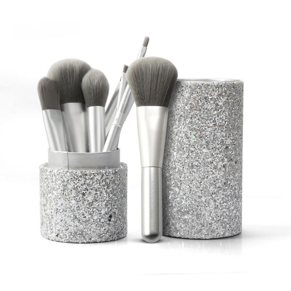 makeup brushes 6/7/8pcs brush set travel portable natural soft hair eyeshadow eyeliner eyebrow lip make up kit professional
makeup brushes 6/7/8pcs brush set travel portable natural soft hair eyeshadow eyeliner eyebrow lip make up kit professional