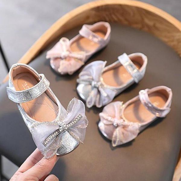 flat shoes, bow bright leather temperament princess spring flat-heeled girls sandals, children's shoes sandals, Black
flat shoes, bow bright leather temperament princess spring flat-heeled girls sandals, children's shoes sandals, Black