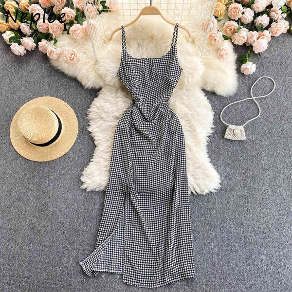 neploe sqaure collar sleeveless camis dress women high waist hip a line long vestido summer plaid robe temperament 210510, Black;gray
neploe sqaure collar sleeveless camis dress women high waist hip a line long vestido summer plaid robe temperament 210510, Black;gray