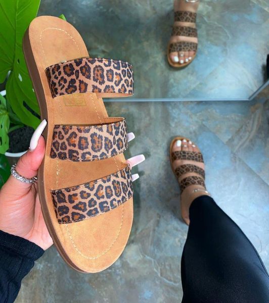 slippers 2021 leopard print ladies slides summer comfortable slip on shoes beach sandals assorted colors platform casual, Black
slippers 2021 leopard print ladies slides summer comfortable slip on shoes beach sandals assorted colors platform casual, Black