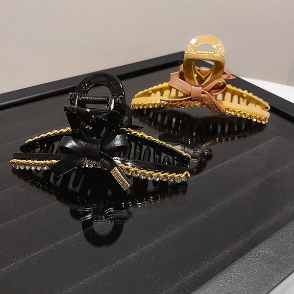 rhinestone leather bow hair clip fashion east gate simple personality hair accessories fashion temperament net red headdress, Golden;silver
rhinestone leather bow hair clip fashion east gate simple personality hair accessories fashion temperament net red headdress, Golden;silver