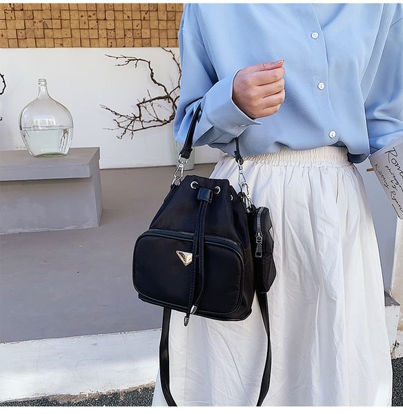 fashion tote drawstring bag shoulder bags designer cross body nylon totes high-quality luxury mother child package size 22 20 12 cm differen
fashion tote drawstring bag shoulder bags designer cross body nylon totes high-quality luxury mother child package size 22 20 12 cm differen