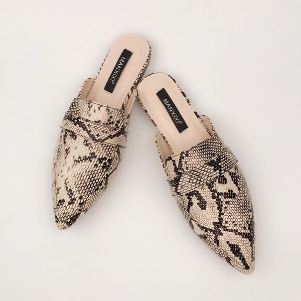 slippers spring and summer 2021 european american foreign trade snake-skin deep-mouthed flat-soled sandals, Black
slippers spring and summer 2021 european american foreign trade snake-skin deep-mouthed flat-soled sandals, Black