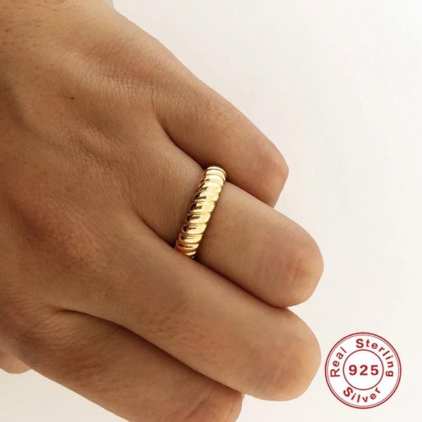 cluster rings canner 925 sterling silver ring for women 2021 minimalist niche twist female gold color ladies jewelry anillos, Golden;silver
cluster rings canner 925 sterling silver ring for women 2021 minimalist niche twist female gold color ladies jewelry anillos, Golden;silver