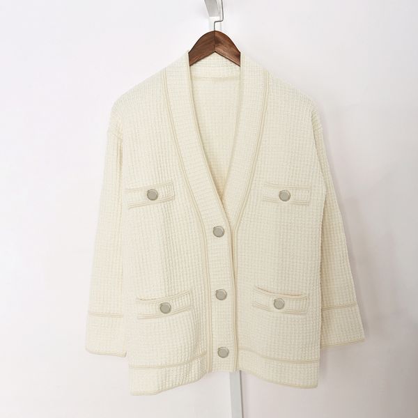 2021 autumn fall long sleeves v neckline ivory cardigan french style solid color knitted panelled trim single-breasted sweaters g121002, White;black
2021 autumn fall long sleeves v neckline ivory cardigan french style solid color knitted panelled trim single-breasted sweaters g121002, White;black